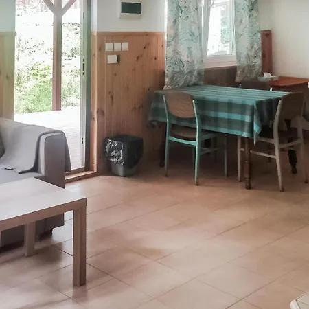 2 Bedroom Lovely In Popowo-letnisko