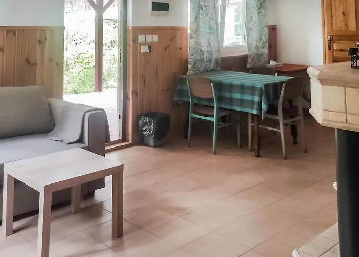 2 Bedroom Cozy In Popowo-letnisko